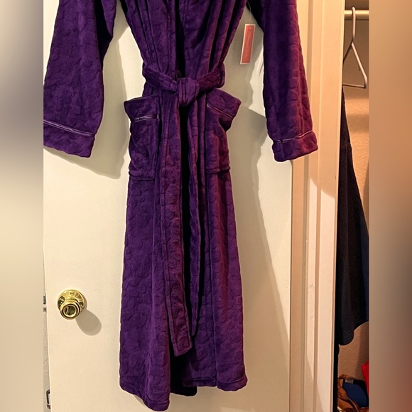 🆕 Oscar de la Renta Purple Robe 🆕 - Picture 2 of 9